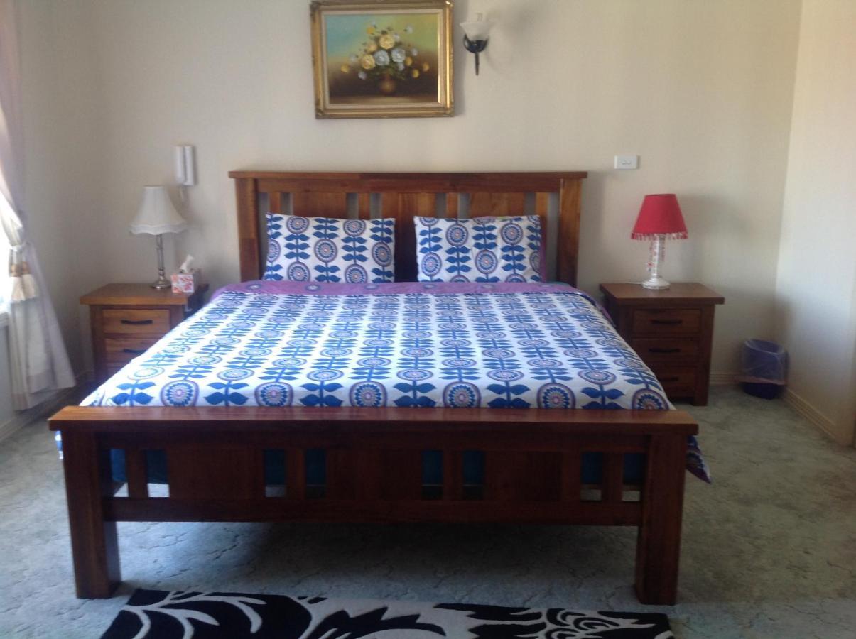 A Home Away From Home Κανμπέρα Εξωτερικό φωτογραφία